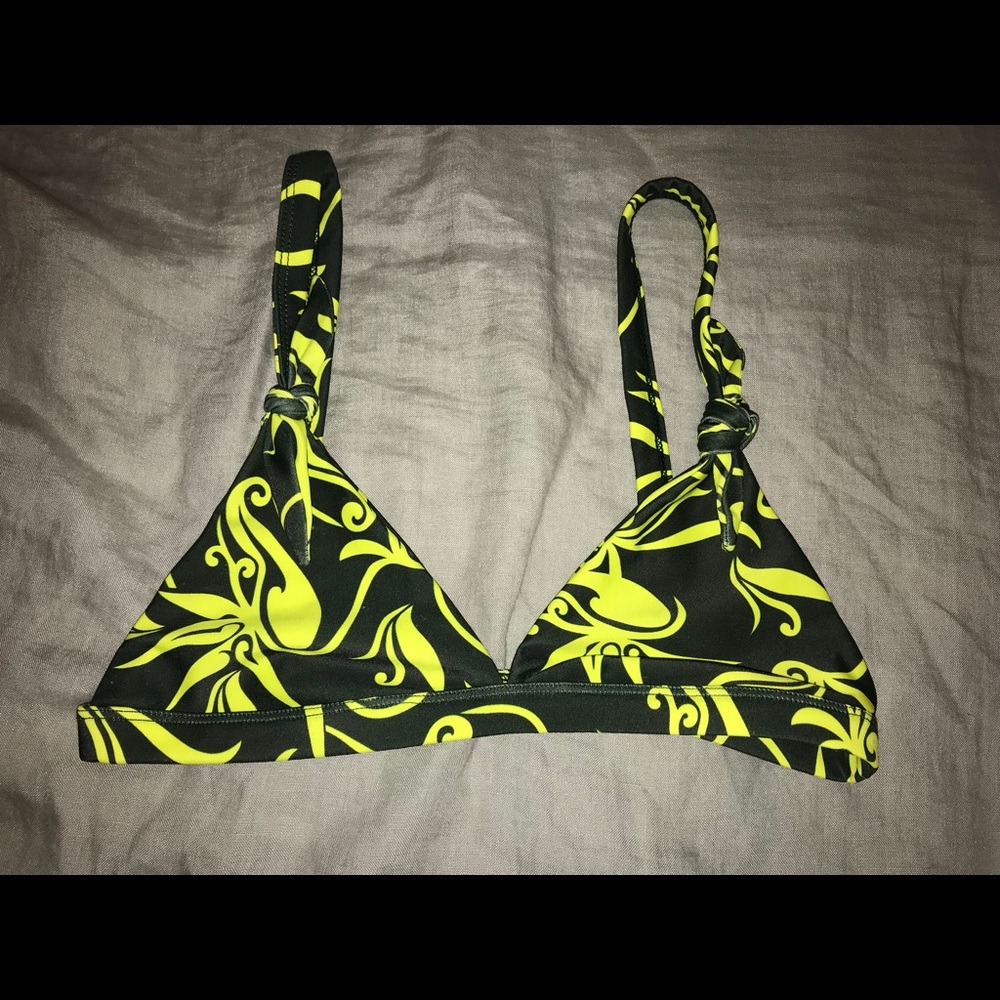 MIKOH Bali Top in Nori